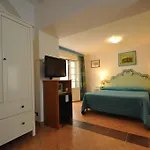 Eva Hotel 3*