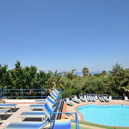 Eva Ξενοδοχείο 3*