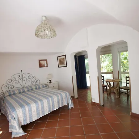 Ξενοδοχείο Eva